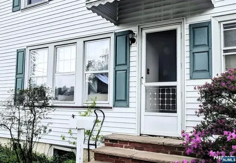292 Wiley Place Wyckoff NJ 07481