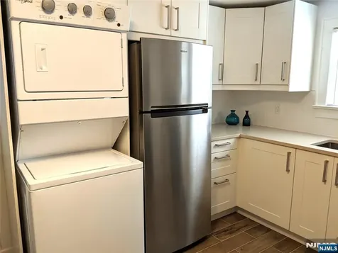 292 Wiley Place Wyckoff NJ 07481