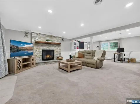 307 E Crescent Avenue Ramsey NJ 07446