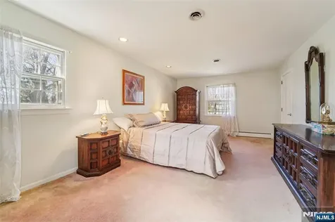 657 Lincoln Avenue Glen Rock NJ 07452