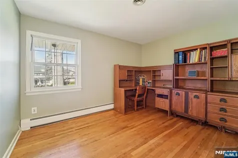 657 Lincoln Avenue Glen Rock NJ 07452