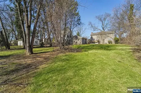 657 Lincoln Avenue Glen Rock NJ 07452