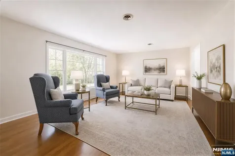 657 Lincoln Avenue Glen Rock NJ 07452