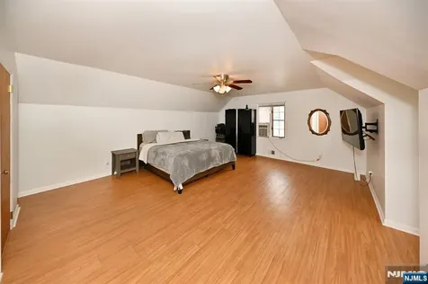 115 Center Street Pompton Lakes NJ 07442