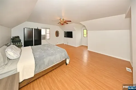 115 Center Street Pompton Lakes NJ 07442