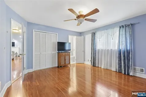 97 Ramapo Hills Boulevard Oakland NJ 07436