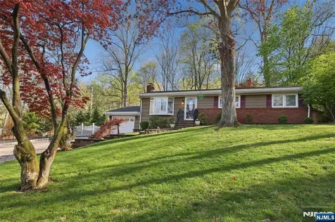 97 Ramapo Hills Boulevard Oakland NJ 07436