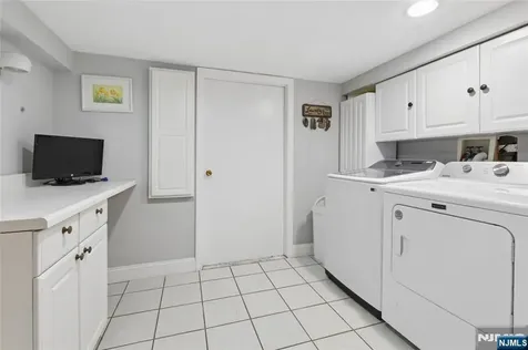 97 Ramapo Hills Boulevard Oakland NJ 07436