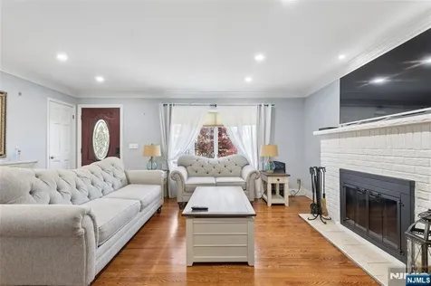 97 Ramapo Hills Boulevard Oakland NJ 07436