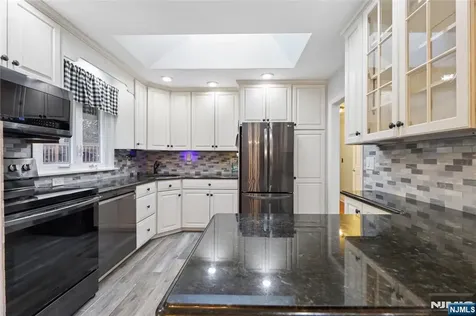 97 Ramapo Hills Boulevard Oakland NJ 07436