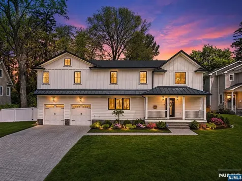10 Sunset Road Demarest NJ 07627