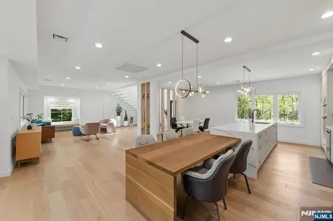 10 Sunset Road Demarest NJ 07627