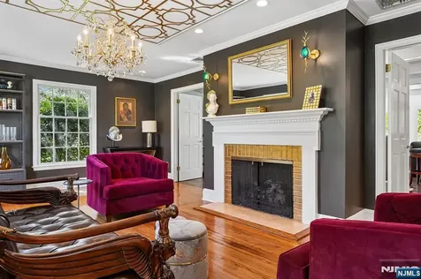 372 Lakeview Drive Wyckoff NJ 07481