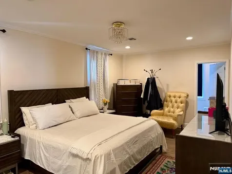 195 Maple Street Kearny NJ 07032