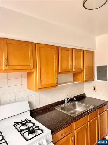 401 W Madison Avenue Dumont NJ 07628