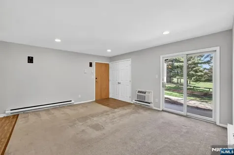 102 Federal Hill Road Pompton Lakes NJ 07442