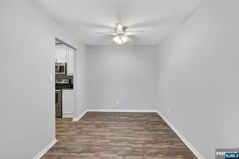 102 Federal Hill Road Pompton Lakes NJ 07442