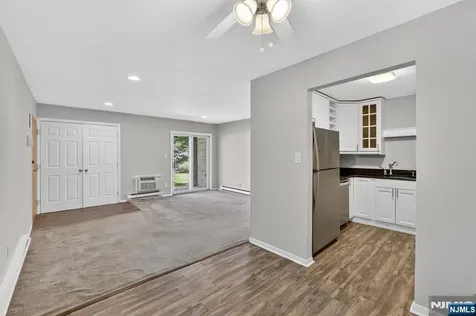 102 Federal Hill Road Pompton Lakes NJ 07442