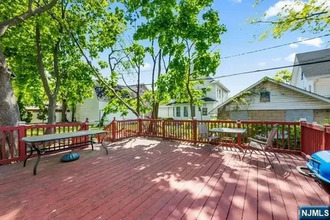 44 Scheerer Avenue Newark NJ 07112