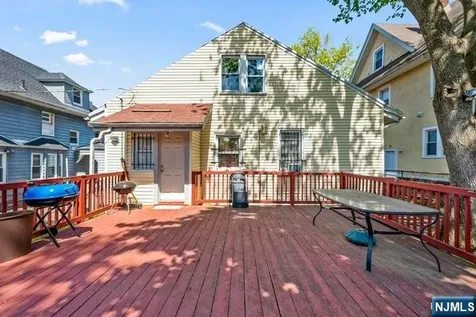 44 Scheerer Avenue Newark NJ 07112