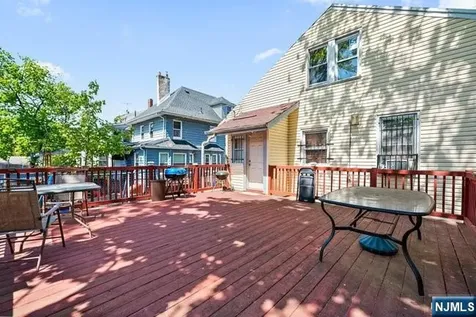 44 Scheerer Avenue Newark NJ 07112