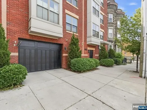 302 Palisade Avenue Jersey City NJ 07307