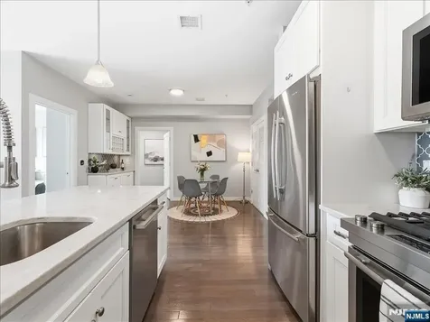 302 Palisade Avenue Jersey City NJ 07307