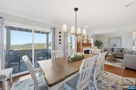 38 Bourne Circle Hardyston NJ 07419