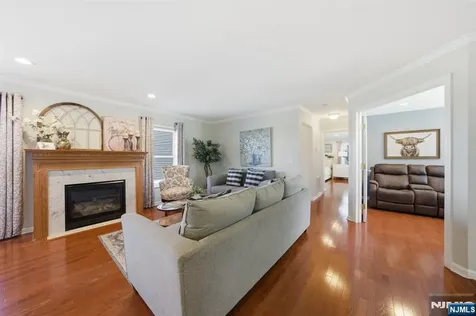 38 Bourne Circle Hardyston NJ 07419