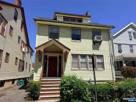 126 Chestnut Street East Orange NJ 07018