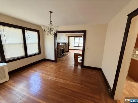126 Chestnut Street East Orange NJ 07018