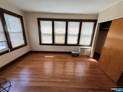 126 Chestnut Street East Orange NJ 07018