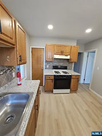 231 Clark Place Elizabeth NJ 07206