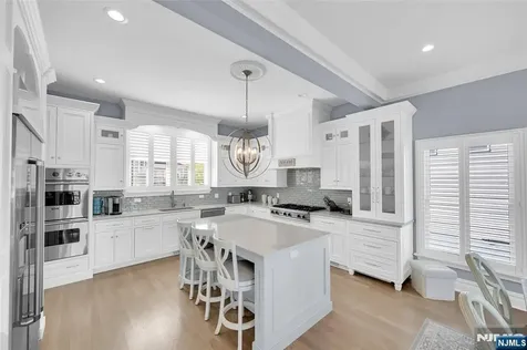 6 Capstan Road Ocean NJ 08758