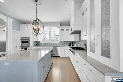 6 Capstan Road Ocean NJ 08758