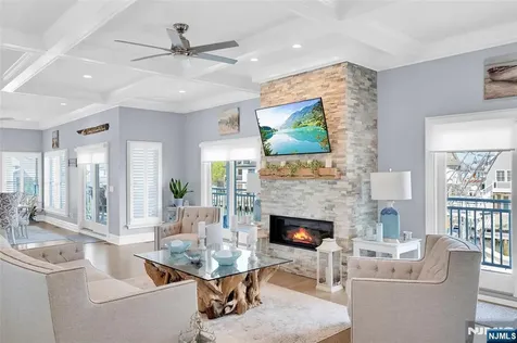 6 Capstan Road Ocean NJ 08758