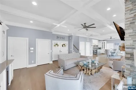 6 Capstan Road Ocean NJ 08758