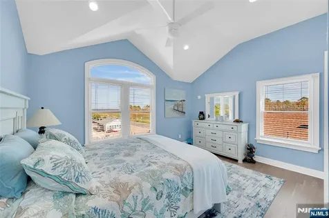 6 Capstan Road Ocean NJ 08758