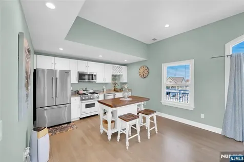 6 Capstan Road Ocean NJ 08758
