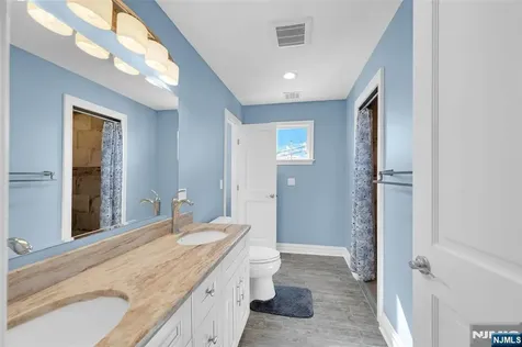 6 Capstan Road Ocean NJ 08758