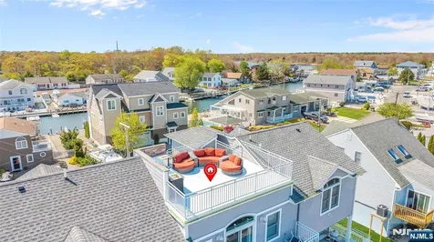 6 Capstan Road Ocean NJ 08758