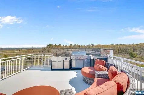 6 Capstan Road Ocean NJ 08758