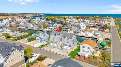 6 Capstan Road Ocean NJ 08758