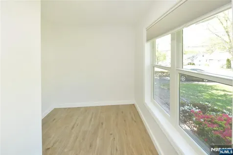 385 Goffle Road Ridgewood NJ 07450