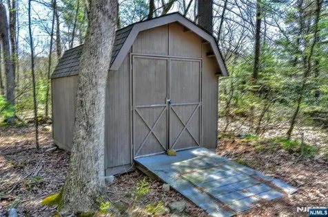 34 Split Rock Road West Milford NJ 07480