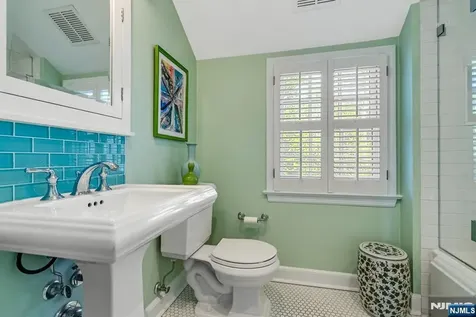 282 Forest Avenue Glen Ridge NJ 07028