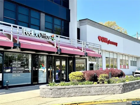 400 Fairview Avenue Fort Lee NJ 07024