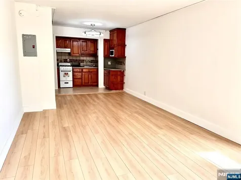 400 Fairview Avenue Fort Lee NJ 07024