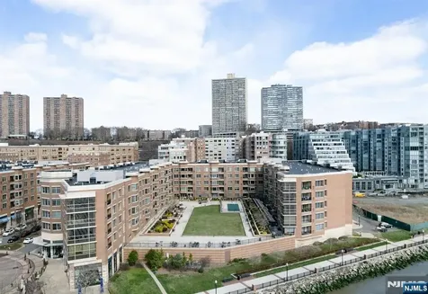 20 Ave At Port Imperial West New York NJ 07093
