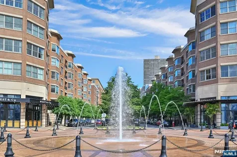 20 Ave At Port Imperial West New York NJ 07093